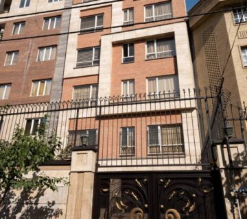 گیشا خیابان 38